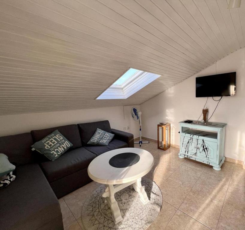Apartmani Ira Vir Luaran gambar