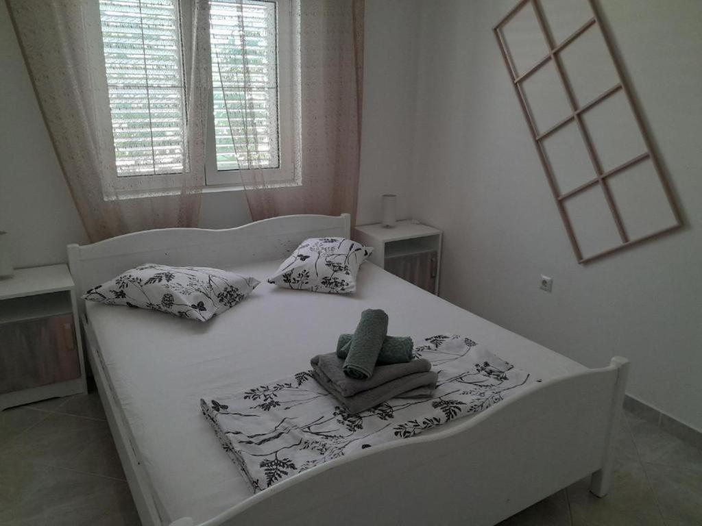 Apartmani Ira Vir Bilik gambar