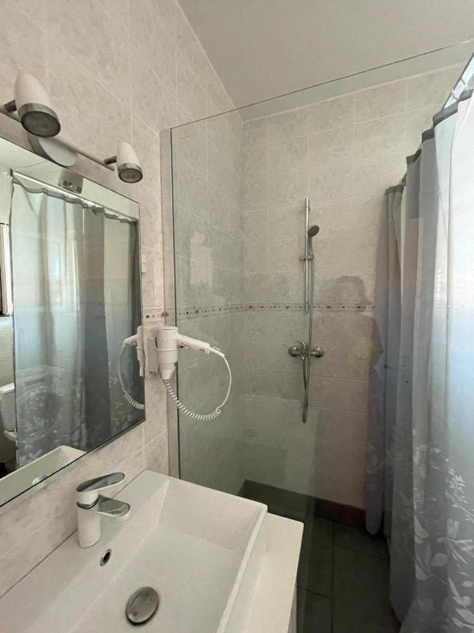Apartmani Ira Vir Luaran gambar